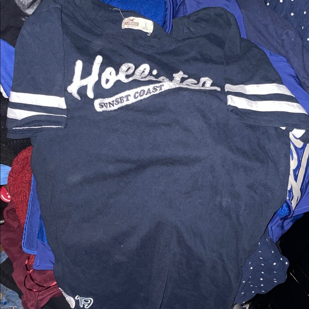 Hollister Navy Short-Sleeve 'Sunset Coast' Graphic Tee
